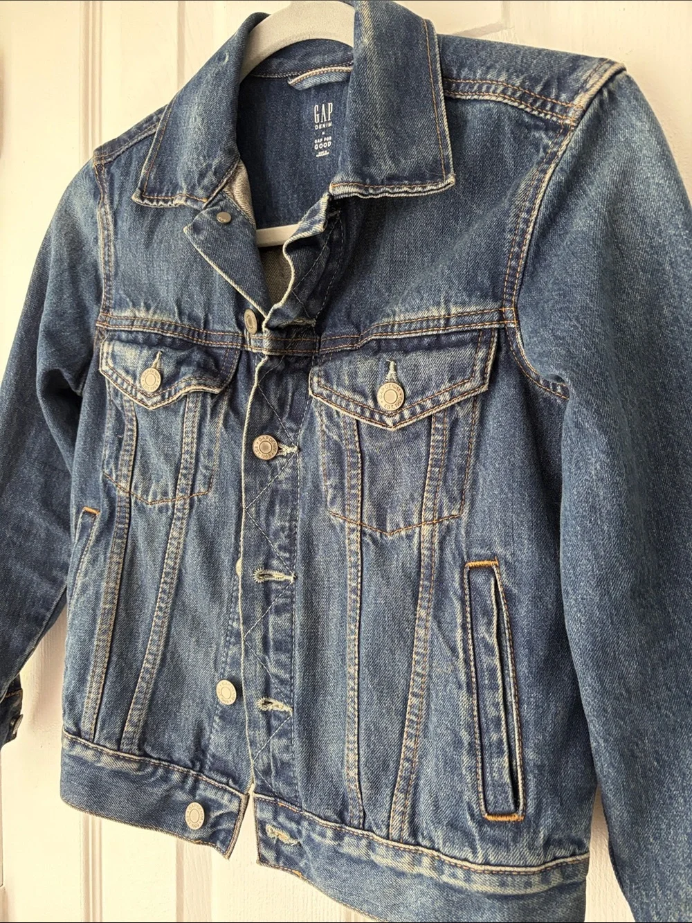 GAP Distressed Blue Denim Jacket Kids Medium